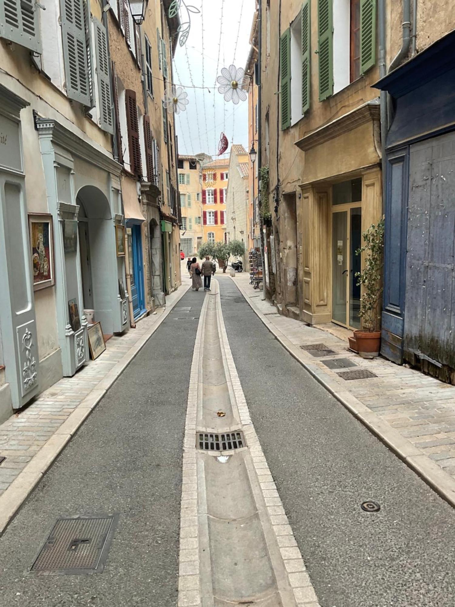 Appartamento Rez De Jardin, Le Pra De Pe Cotignac Esterno foto
